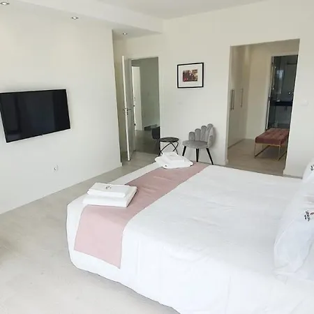 Sky By Laranjal Villa *