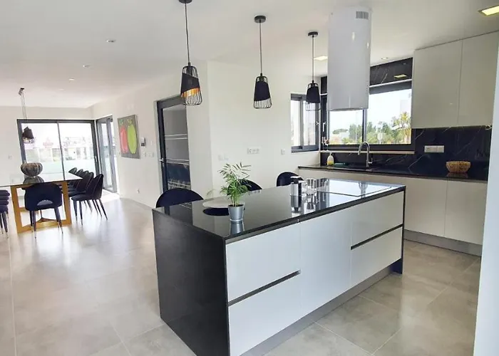 Sky By Laranjal Villa