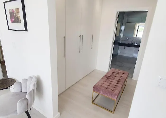 Sky By Laranjal ヴィラ *