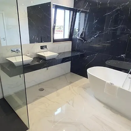 Villa Sky By Laranjal *